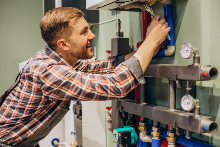 How to check the pressure on A glow-worm boiler
