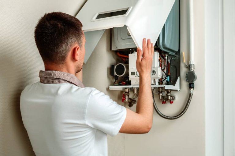 Gas Boiler Installation in Falkirk: Cost vs. Electric & Heat Pumps